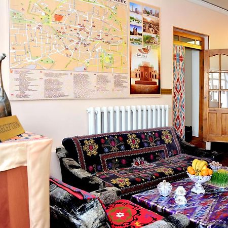 Nurobod Guesthouse Bukhara Esterno foto