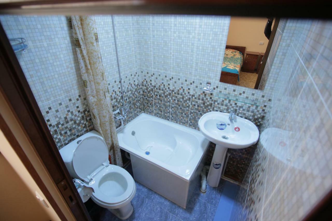 Nurobod Guesthouse Bukhara Esterno foto